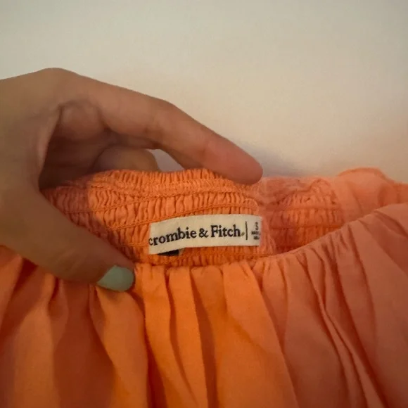 Abercrombie & Fitch Orange Off-Shoulder Blouse - Picture 3 of 3